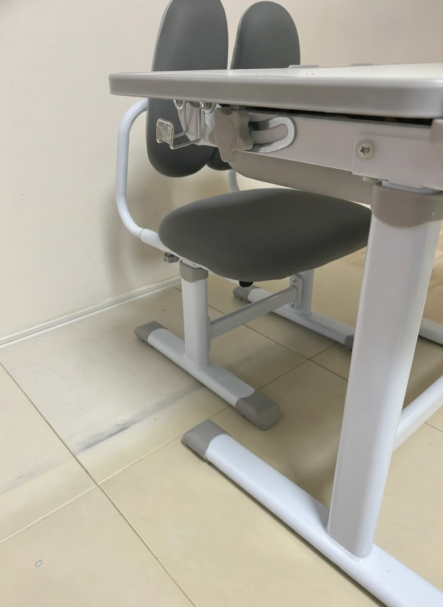 Lucius 昇降学習デスク detail-corner